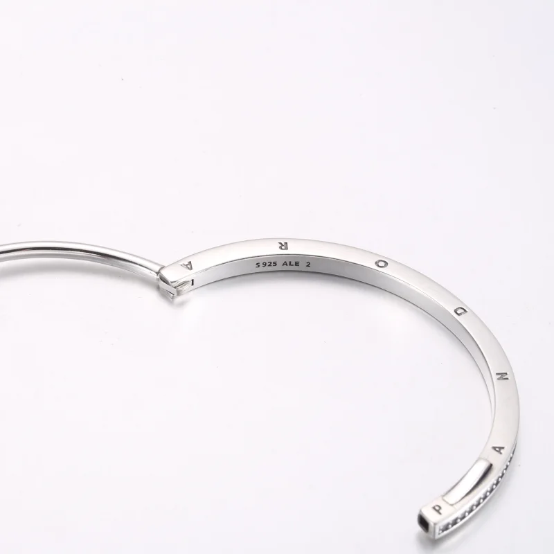 (Bild für) Pandora Signature I-D Pavé-Armband - 592313C01 - Ansicht 4