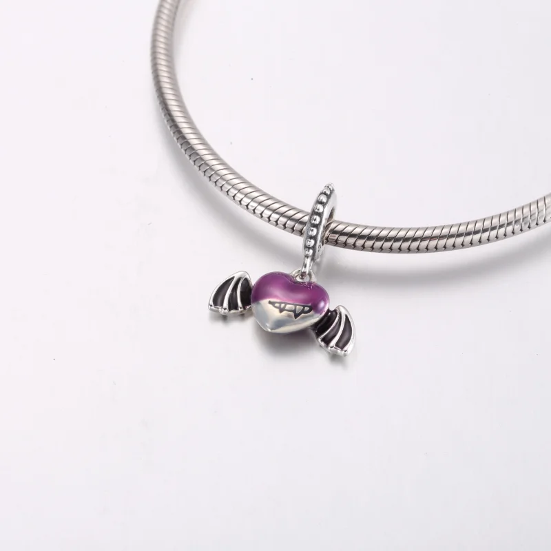 (Bild für) Pandora Vampire Winged Heart Dangle Charm - 792290C01 - Ansicht 4