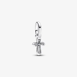 (Bild für) Pandora ME Sparkling Cross Mini Dangle Charm - 793044C01