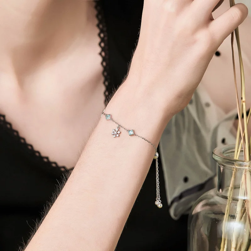 (Bild für) Silbernes tanzendes Schneeflocken-Armband im Pandora-Stil - BSB001 - Ansicht 7