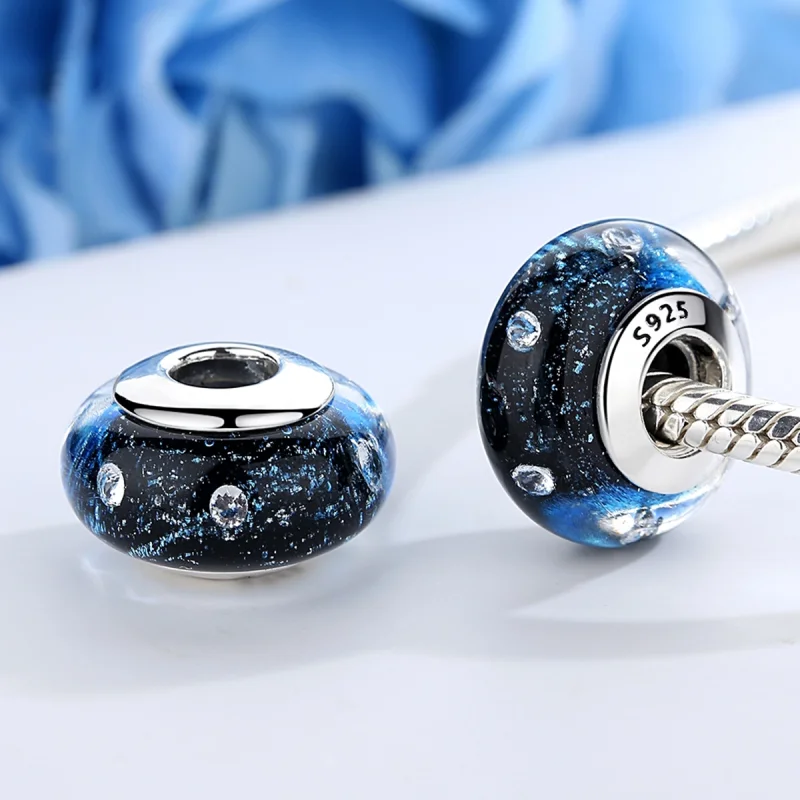 (Bild für) Charm „Mitternachtsblasen“ im Pandora-Stil mit aufgefädeltem Muranoglas-Charm - - Ansicht 4