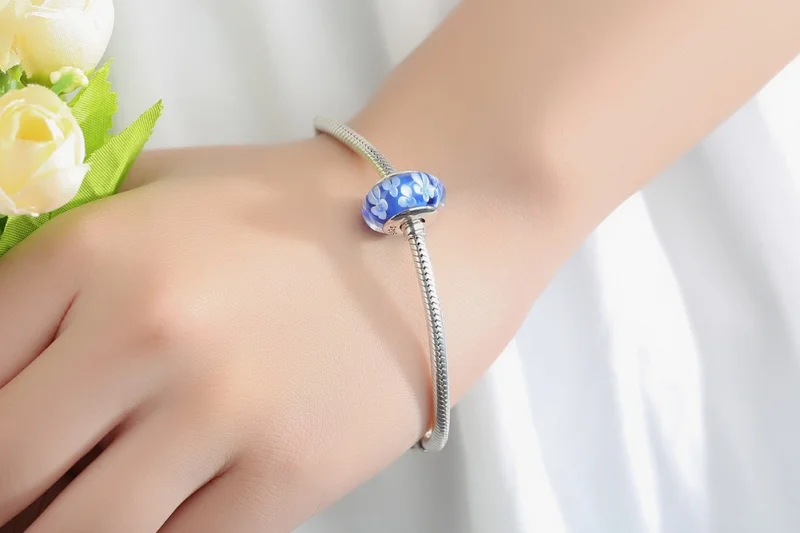 (Bild für) Pandora-Stil, blauer Murano-Glas-Charm mit weißen Blumen - SCZ006 - Ansicht 10