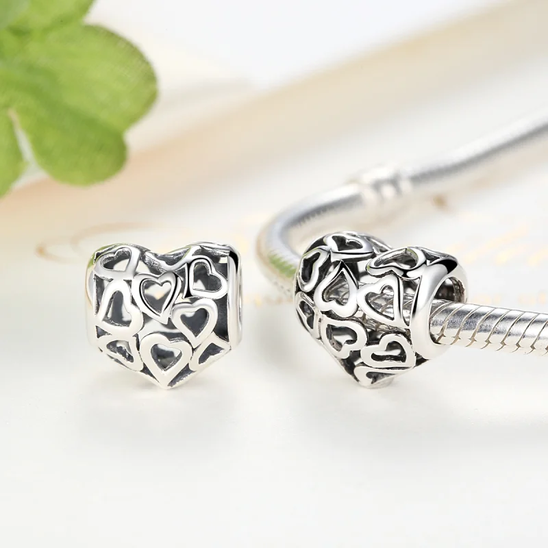 (Bild für) Silberner Charm mit durchbrochenen Herzen im Pandora-Stil - SCC024 - Ansicht 2