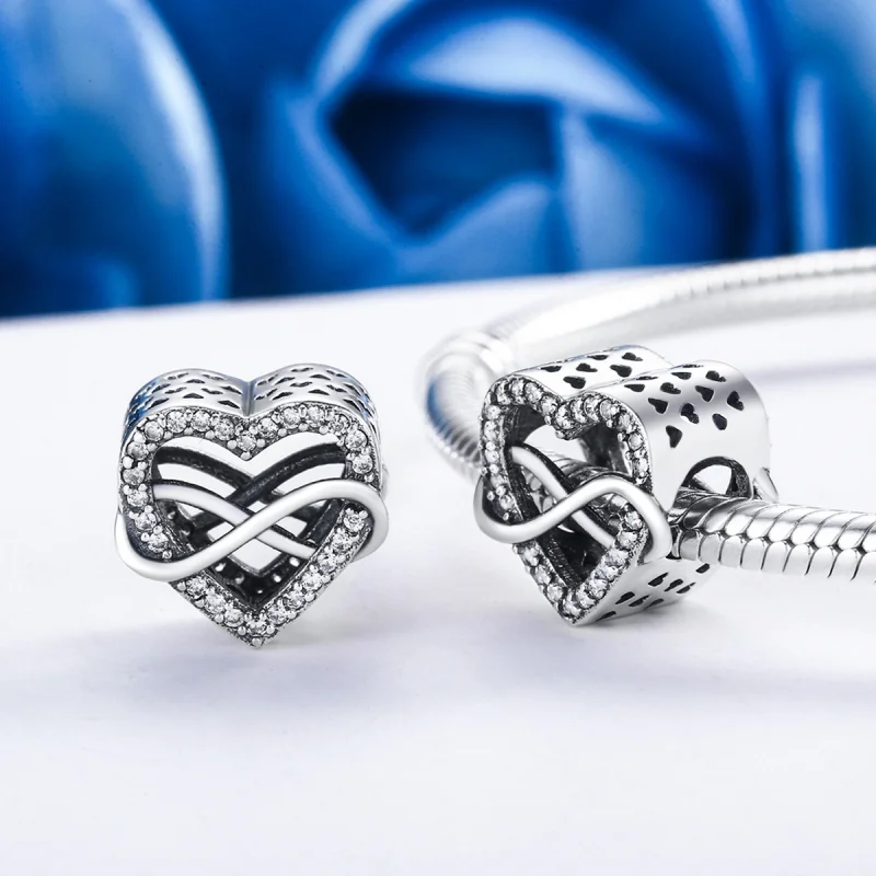 (Bild für) Silberner herzförmiger Charm im Pandora-Stil - SCC432 - Ansicht 5