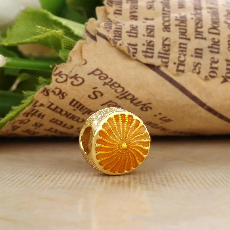 (Bild für) Charm „Strahlen des Sonnenscheins“, PANDORA Shine™, gelbe Emaille mit klaren CZ - Ansicht 2