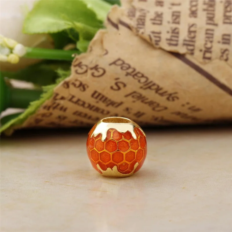 (Bild für) Goldener Honig-Charm, PANDORA Shine™ warme gelbe Emaille - 767120EN158 - Ansicht 3
