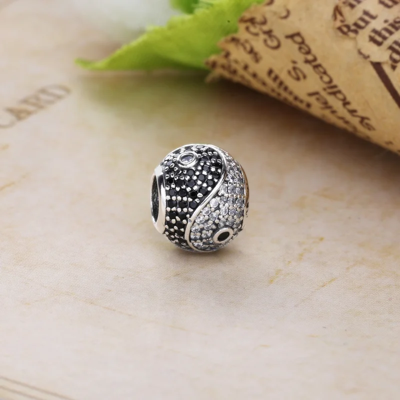 (Bild für) PANDORA BALANCE Charm, klarer schwarzer CZ-Kristall - 796053CZ - Ansicht 2