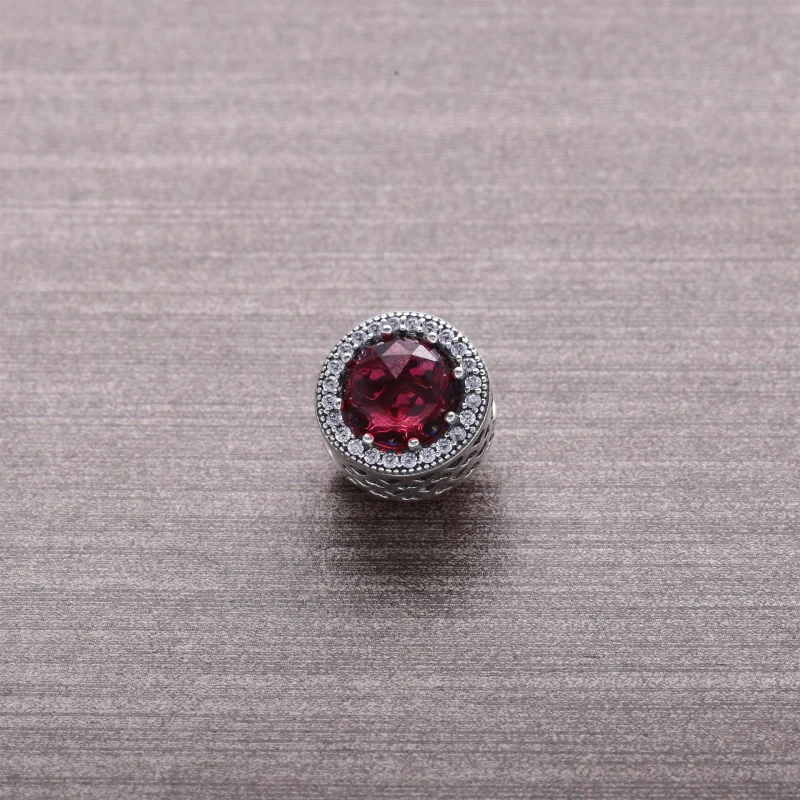 (Bild für) PANDORA Cerise Radiant Hearts Charm - 791725NCC - Ansicht 2
