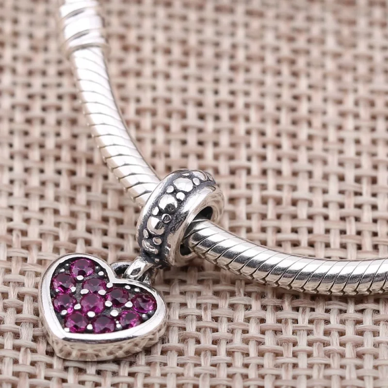 (Bild für) PANDORA-Charm mit rotem Pavé-Herzanhänger - 791023CZR - Ansicht 2