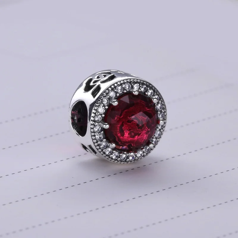 (Bild für) PANDORA Disney Belle's Radiant Rose Cerise Crystals Cu Charm - 792140ncc - Ansicht 3