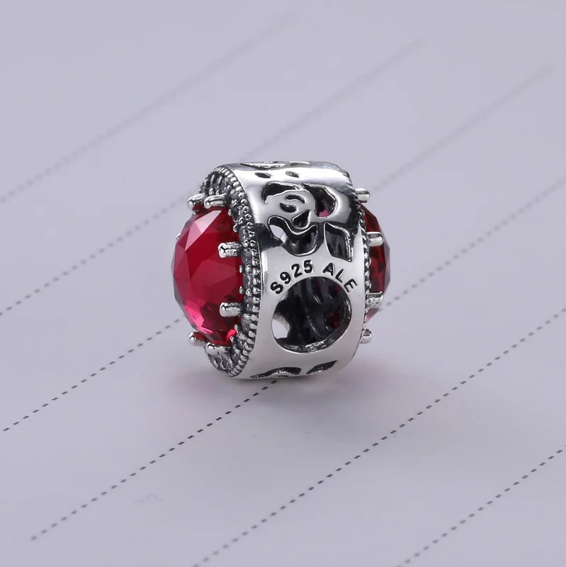 (Bild für) PANDORA Disney Belle's Radiant Rose Cerise Crystals Cu Charm - 792140ncc - Ansicht 4