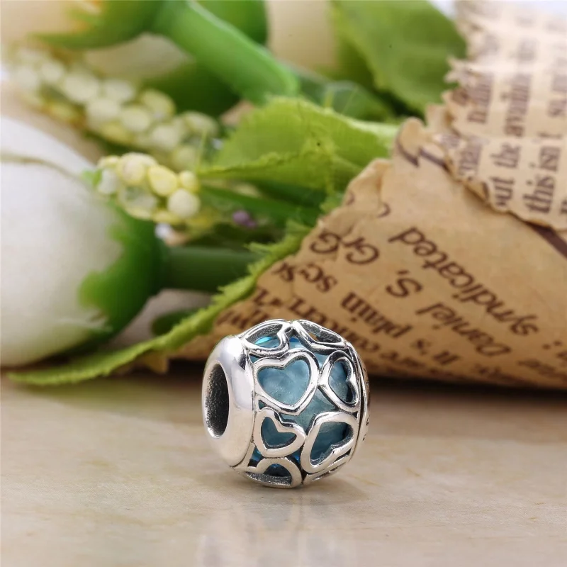 (Bild für) PANDORA Encased in Love, himmelblauer Kristallanhänger - 792036NBS - Ansicht 2