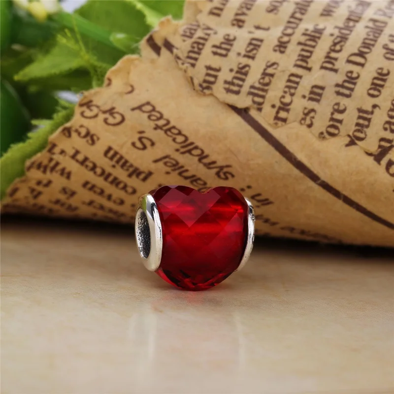 (Bild für) PANDORA Fuchsia Shape of Love Charm, Fuchsia Rose Kristall - 796563NFR - Ansicht 3