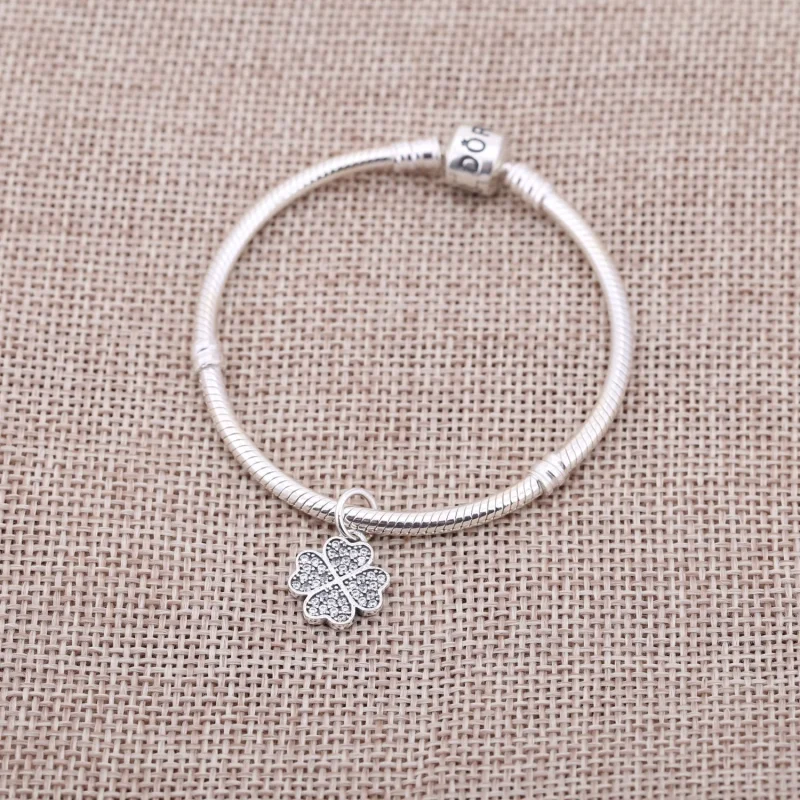 (Bild für) PANDORA Funkelnder Glücksklee-Anhänger - 791309CZ - Ansicht 2