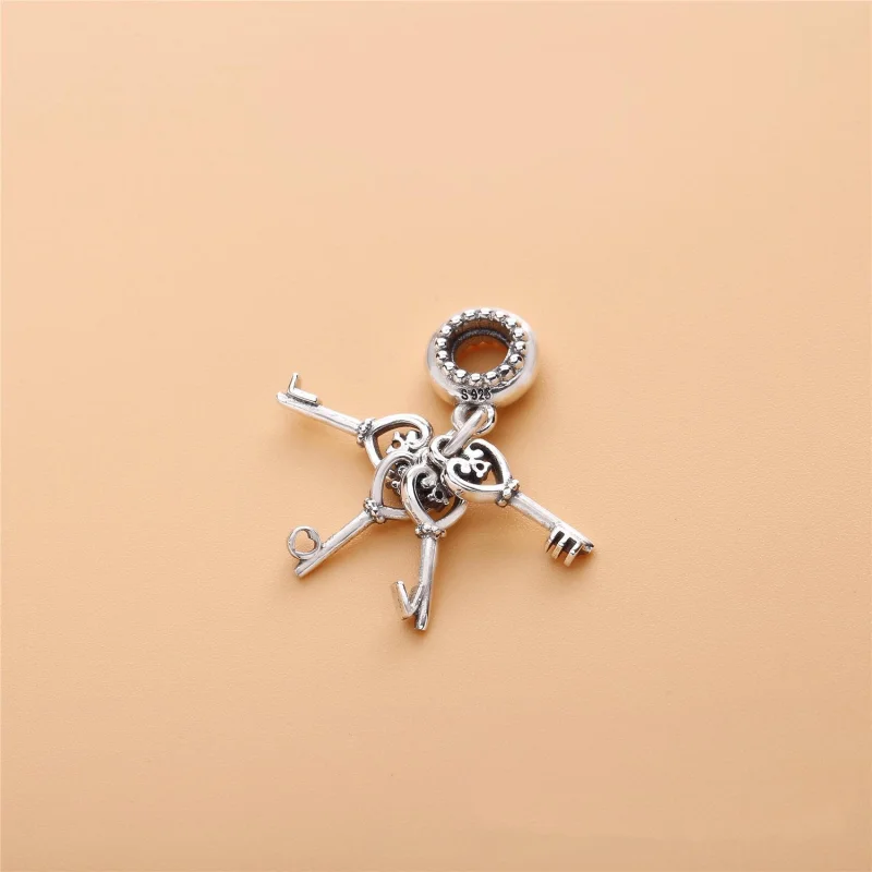 (Bild für) PANDORA Keys of Love-Anhänger, rote CZ und mehrfarbige Kristalle - 797654NPMMX - Ansicht 2