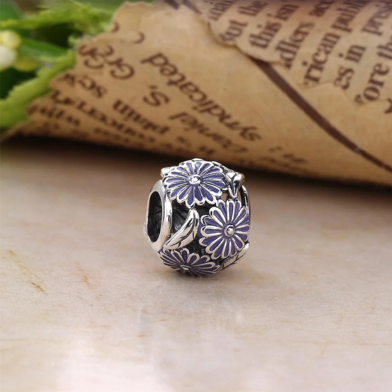 (Bild für) PANDORA Lavendel-Gänseblümchen-Wiesen-Charm - 791487EN66 - Ansicht 3