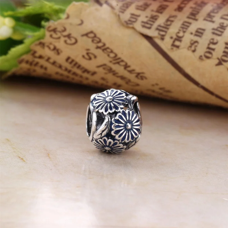 (Bild für) PANDORA Lavendel-Gänseblümchen-Wiesen-Charm - 791487EN66 - Ansicht 4