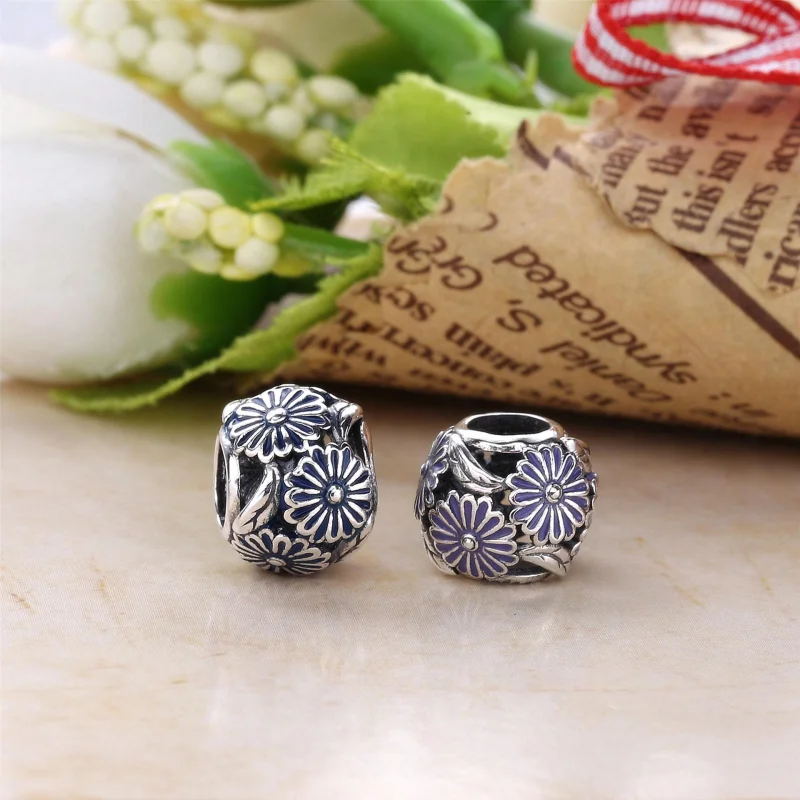(Bild für) PANDORA Lavendel-Gänseblümchen-Wiesen-Charm - 791487EN66 - Ansicht 5