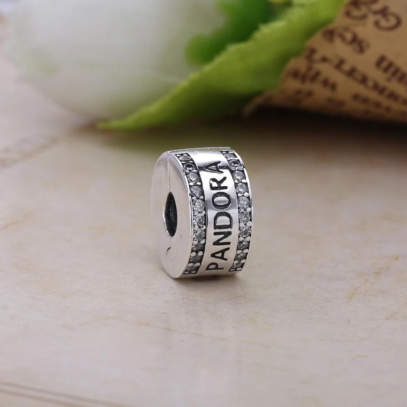 (Bild für) PANDORA PANDORA silberner Insignien-/Logo-Clip - 792056CZ - Ansicht 2