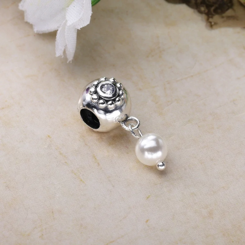(Bild für) PANDORA Perle der Weisheit Baumeln, weiße Perle, klare CZ - 790873P - Ansicht 2