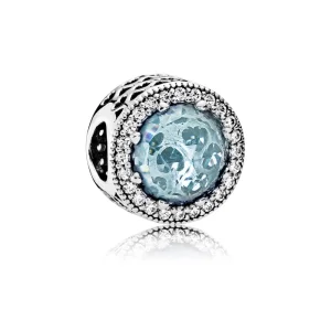 (Bild für) PANDORA Radiant Hearts, Glacier-Blue Crystals Clear CZ Charm - 791725NGL