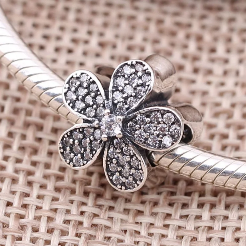 (Bild für) PANDORA Schillernder Gänseblümchen-Charm mit Diamanten - 791480CZ - Ansicht 2