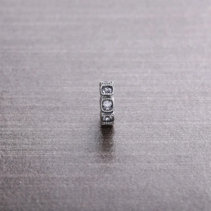 (Bild für) PANDORA Verführerischer Kissenabstandshalter - 792027CZ - Ansicht 2
