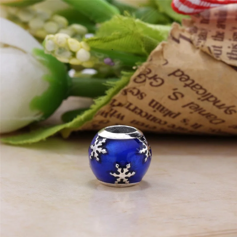 (Bild für) PANDORA Wintry Delight Charm - 796357EN63 - Ansicht 2