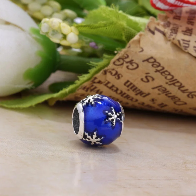 (Bild für) PANDORA Wintry Delight Charm - 796357EN63 - Ansicht 3