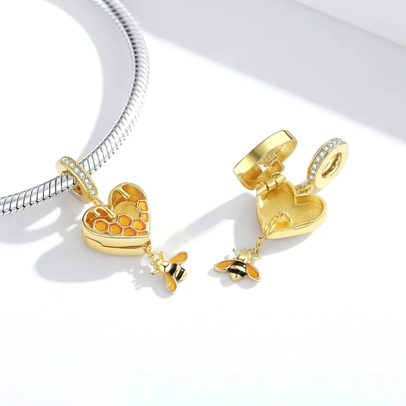 (Bild für) 18 Karat vergoldeter Love Honeycomb-Ohrhänger im Pandora-Stil - SCC1714 - Ansicht 4