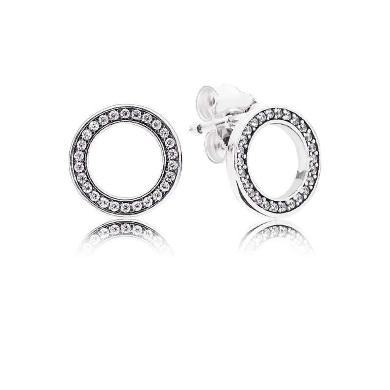 (Bild für) PANDORA Forever PANDORA mit klaren CZ-Ohrsteckern - 290585CZ