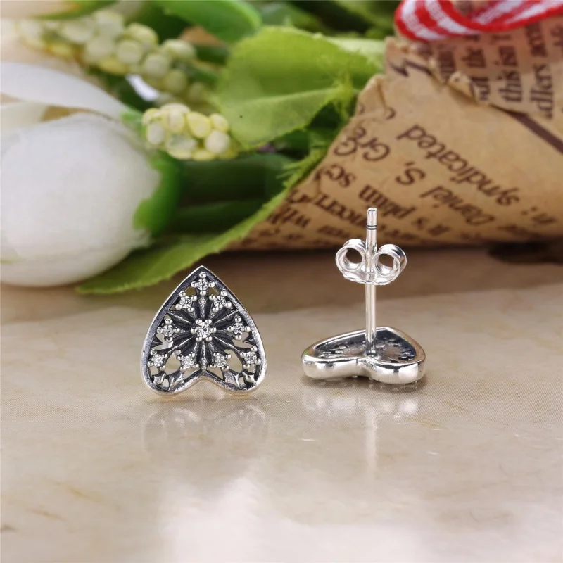 (Bild für) PANDORA Hearts of Winter Ohrstecker, klare CZ - 296368CZ - Ansicht 4