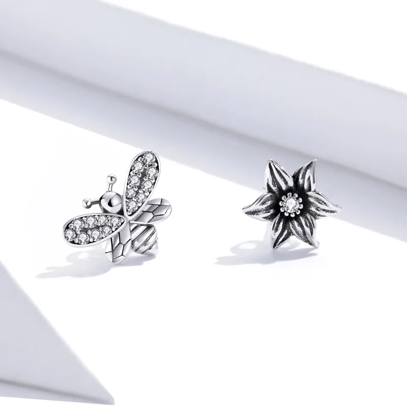 (Bild für) Silberne Schmetterlings- und Blumen-Ohrstecker im Pandora-Stil - SCE884 - Ansicht 2
