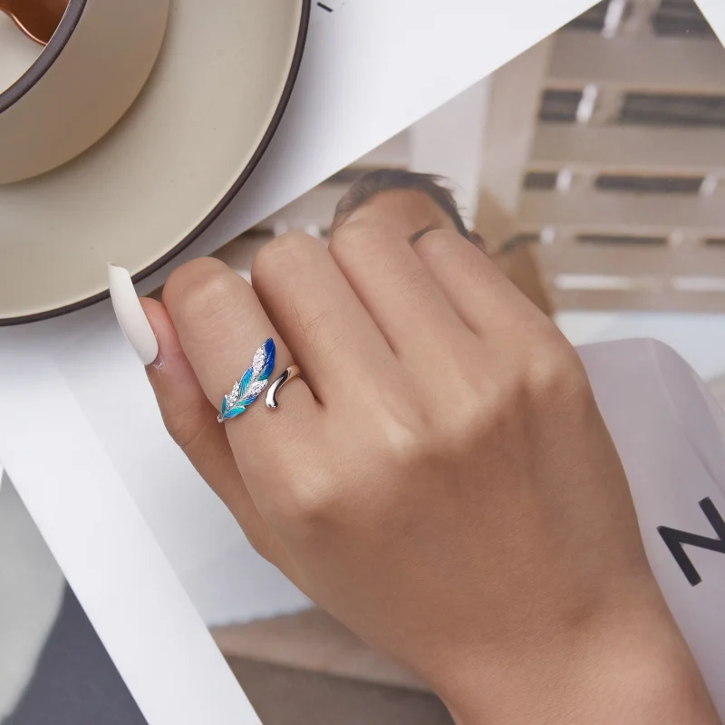(Bild für) Offener Ring im Pandora-Stil mit schillernder blauer Feder - BSR301 - Ansicht 6