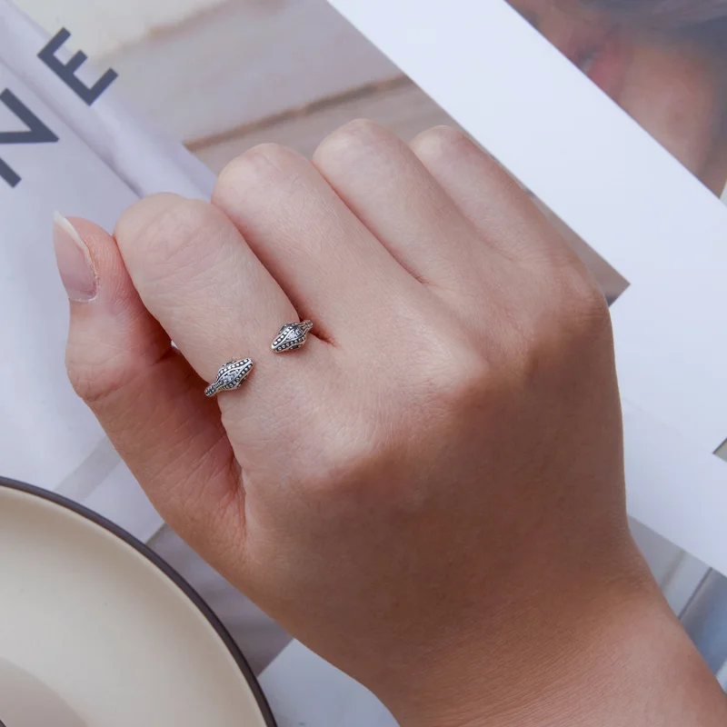 (Bild für) Offener Ring mit zweiköpfiger Schlange im Pandora-Stil - BSR317 - Ansicht 6