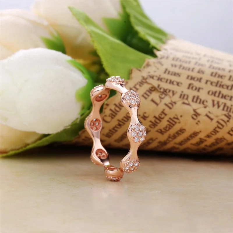 (Bild für) Moderner LovePods™-Ring, PANDORA Rose™ und klare CZ - 187295CZ - Ansicht 2