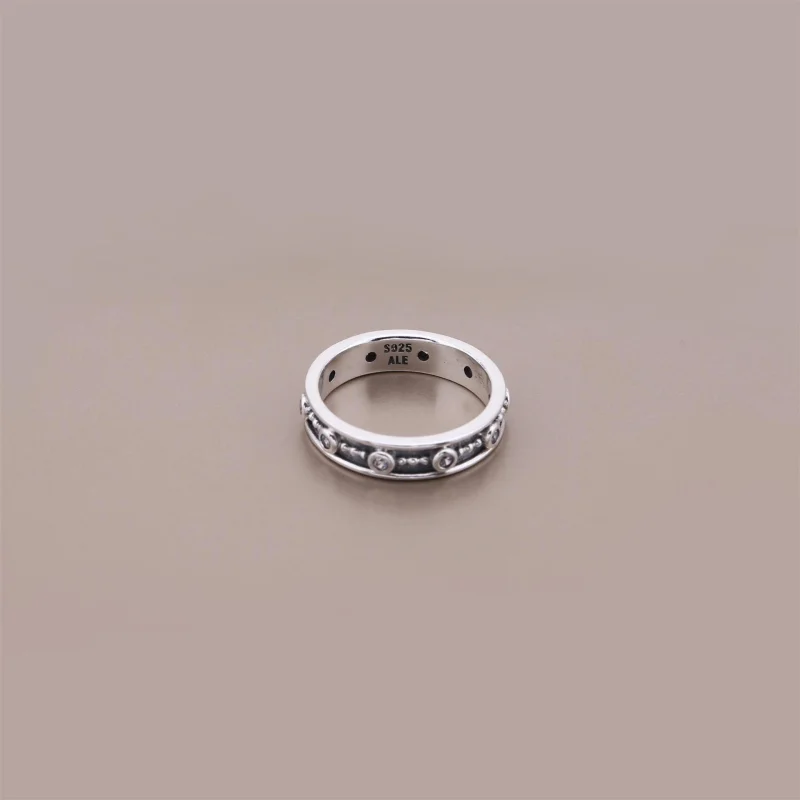 (Bild für) PANDORA Royalty, klarer CZ-Ring - 190882CZ - Ansicht 3