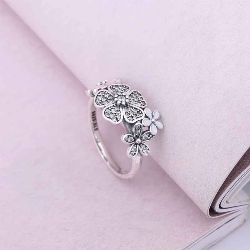 (Bild für) PANDORA Schimmernder Blumenstrauß, weiße Emaille-Ringe mit klarem Cz - 190984CZ - Ansicht 2