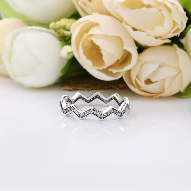 (Bild für) PANDORA Schimmernder Zickzack-Ring, klare CZ - 197751CZ - Ansicht 3