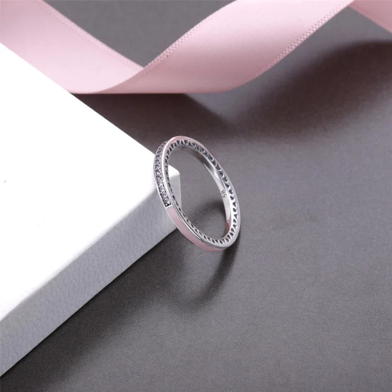 (Bild für) Strahlender Herz-RING von PANDORA - 191011NCC - Ansicht 3