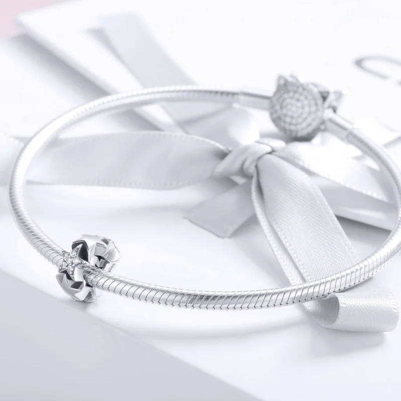 (Bild für) Silberner Spacer-Charm „Kleine Sterne“ im Pandora-Stil - SCC929 - Ansicht 3