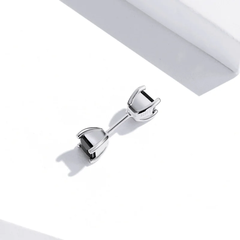 (Bild für) Ohrstecker aus schwarzem Zirkonium im Pandora-Stil - SCE1325 - Ansicht 4