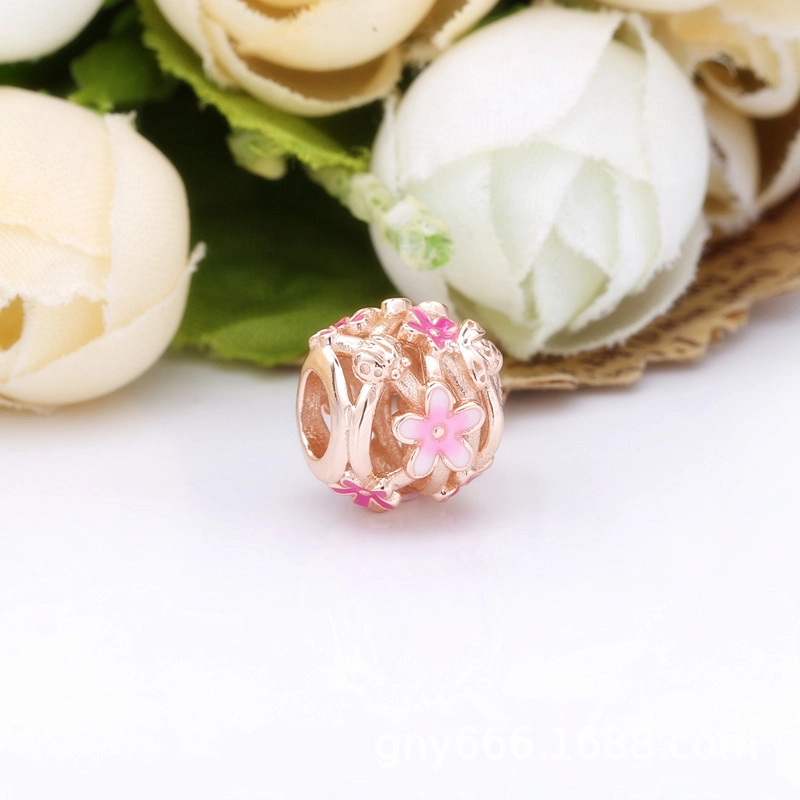 (Bild für) PANDORA Durchbrochener rosa Gänseblümchen-Blumenanhänger - 788772C01 - Ansicht 3