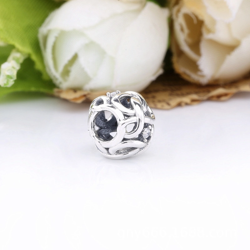 (Bild für) PANDORA Openwork Woven Infinity Charm - 798824C01 - Ansicht 4